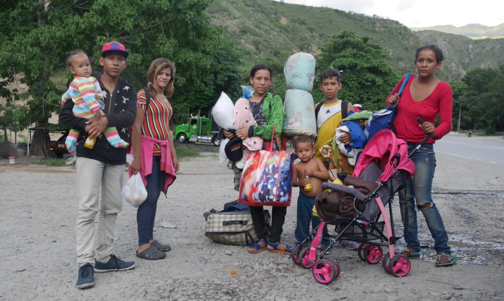  Venezuelan family from Valencia. I gave them a ride to the toll booth in the Chicamocha Canyon where they waited for a truck to get to Bogotá.