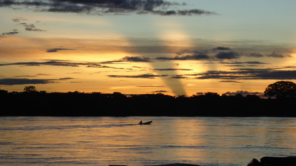 Colombia Amazon El Encanto: Sunset over the Rio Putumayo.