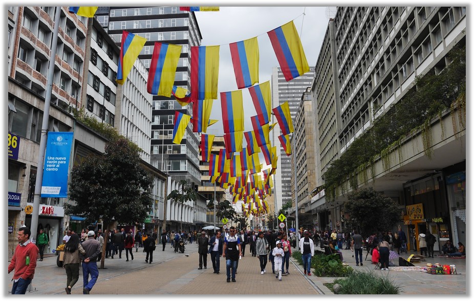 
         Pedestrianised zone of Bogotá's city centre. 